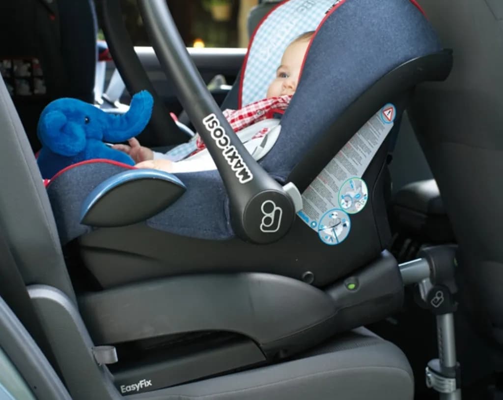 Czy fotelik z isofix można zamontować pasami? Sprawdź, zanim zainstalujesz