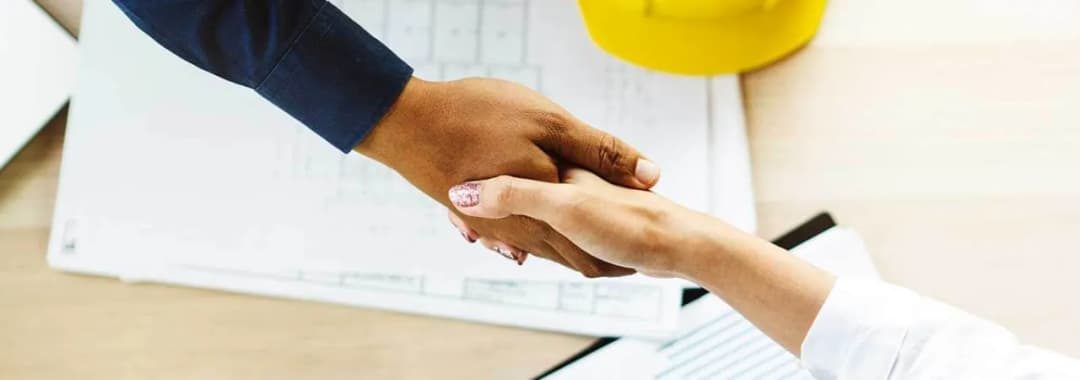 Ile bierze geodeta od słupka? Poznaj ukryte koszty pomiarów